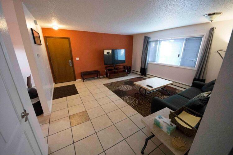 Stay Anchorage! Furnished Two Bedroom Apartments With High Speed Wifi Room photo