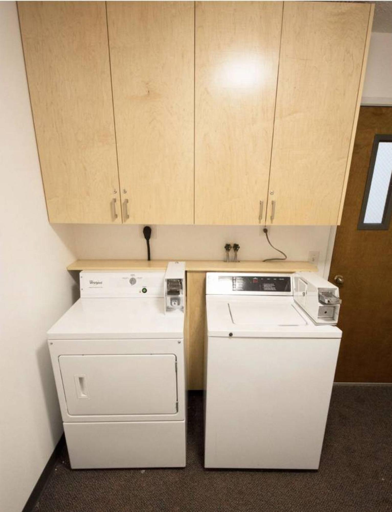 Stay Anchorage! Furnished Two Bedroom Apartments With High Speed Wifi Room photo