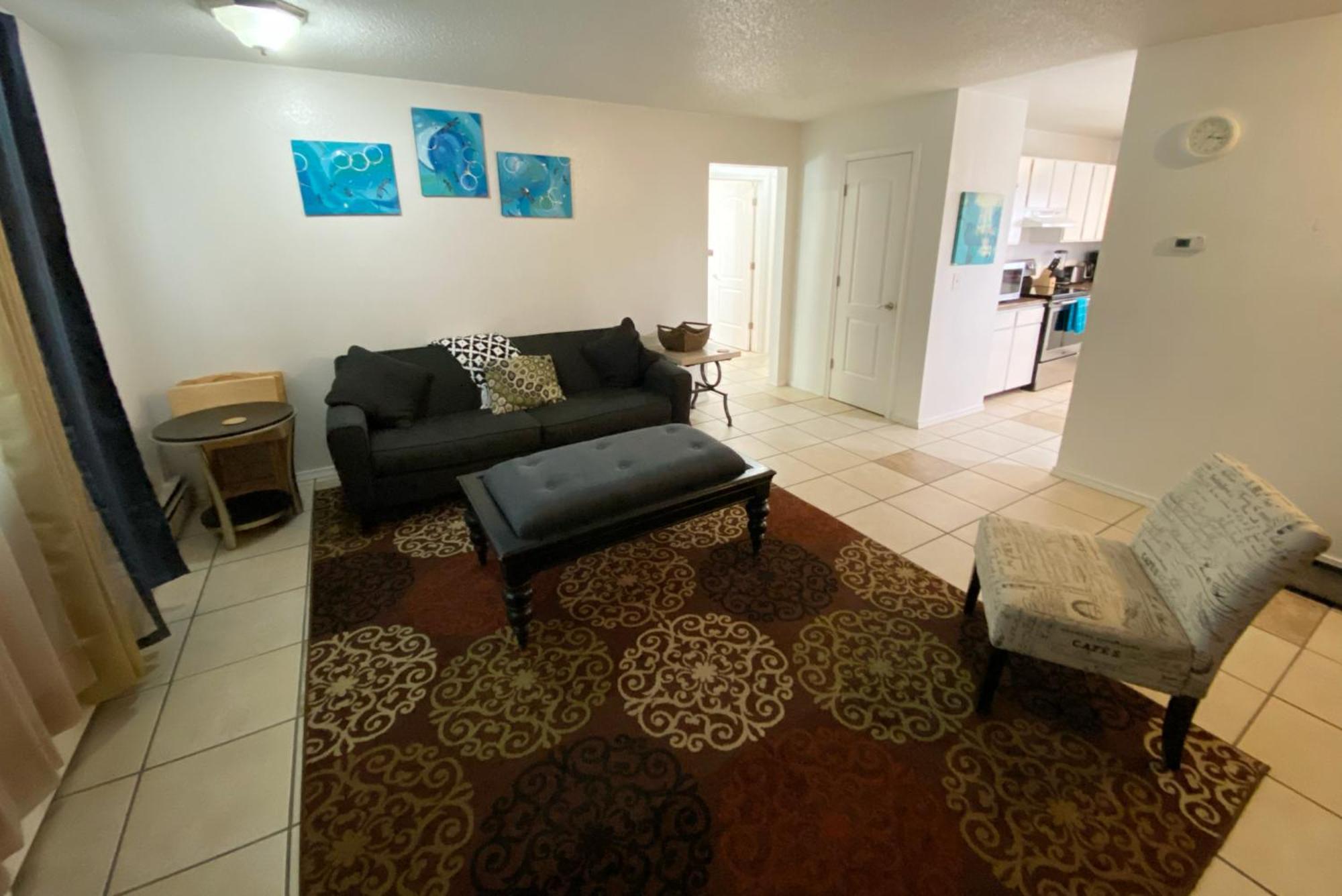 Stay Anchorage! Furnished Two Bedroom Apartments With High Speed Wifi Room photo