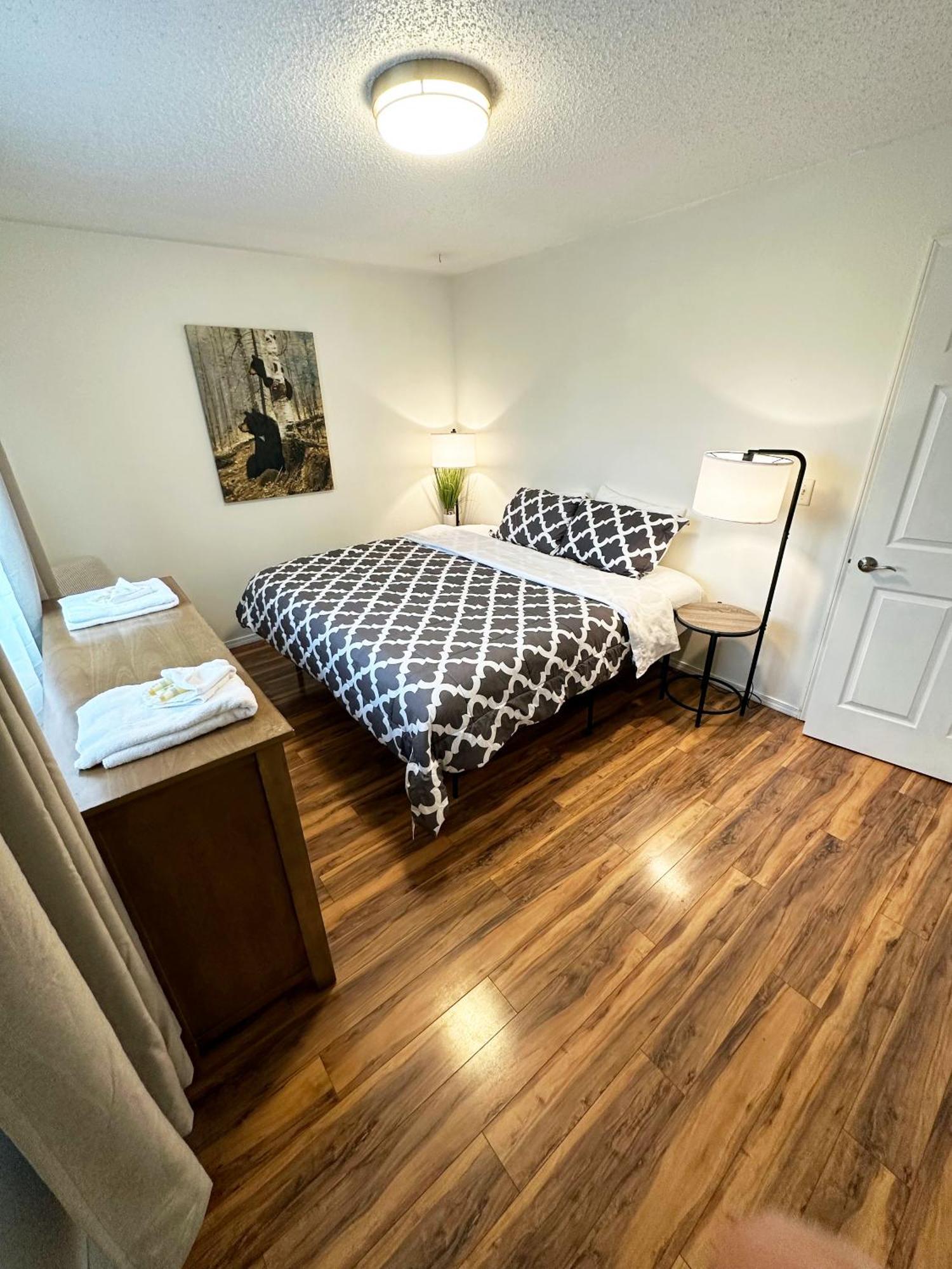 Stay Anchorage! Furnished Two Bedroom Apartments With High Speed Wifi Room photo